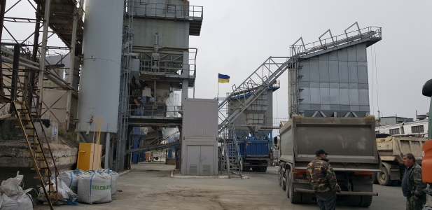 Kiev Ukraine Boulevard « Nikolsko Slobidskoj »