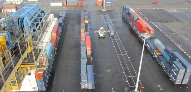 2016 phase of renforcement works on the Saint Nazaire container platform